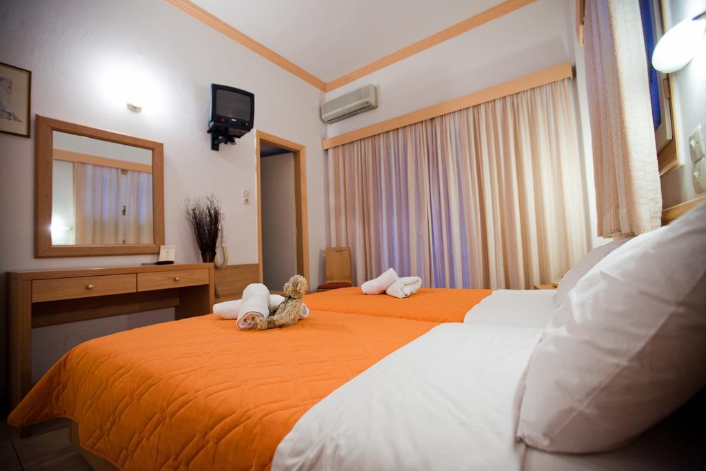 Hotel Possidon Aegina Rom bilde